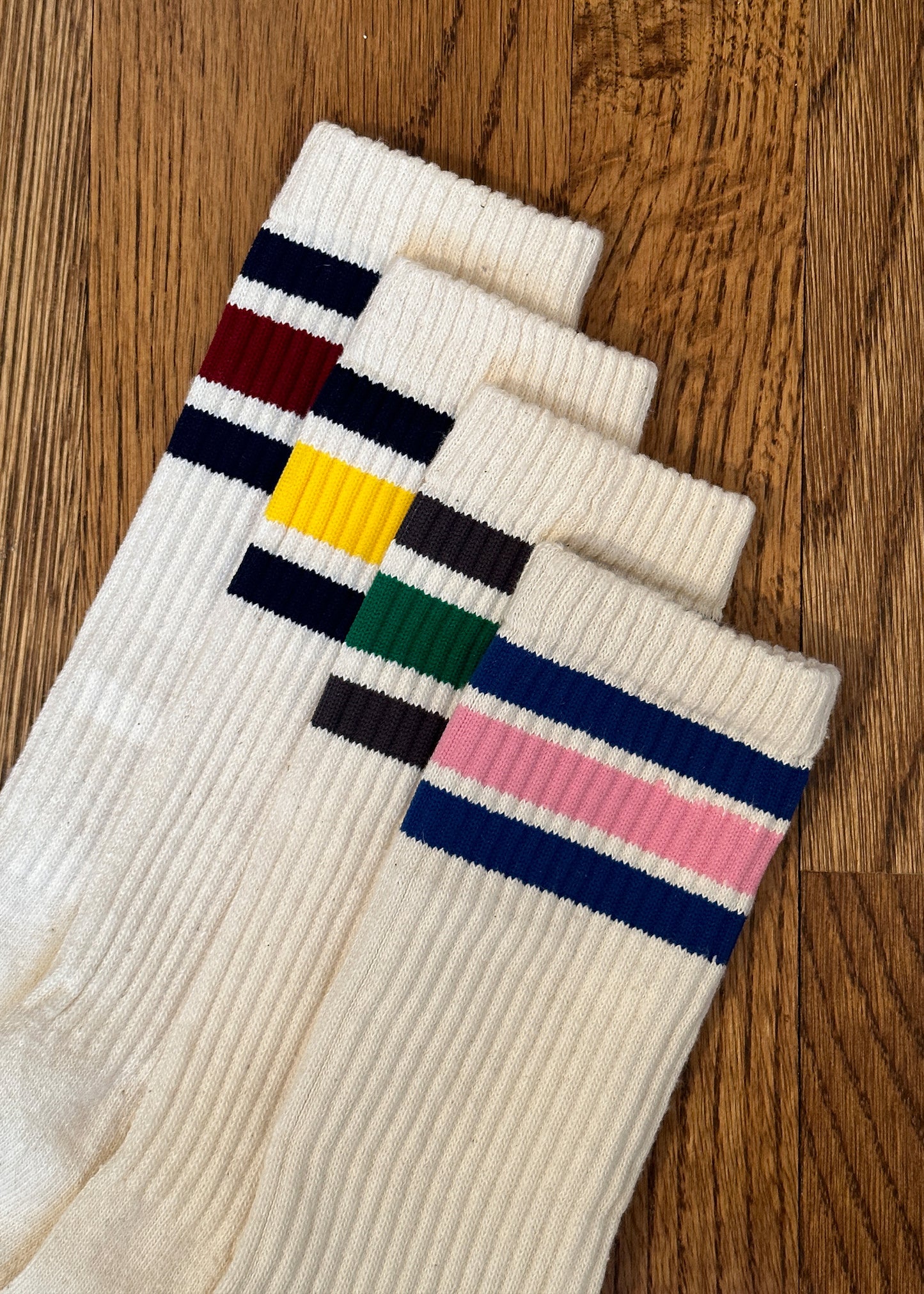 Retro Socks in Navy/Gold